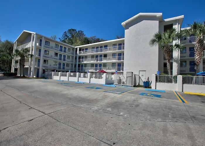 Hotel 6-tallahassee, Fl Tallahassee